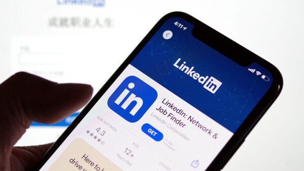 LinkedIn App 4.1.831.1 - Image 2